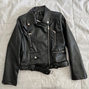 Carmen Leather Tay Leather Biker Jacket Medium Petite Black Full Zip Cropped